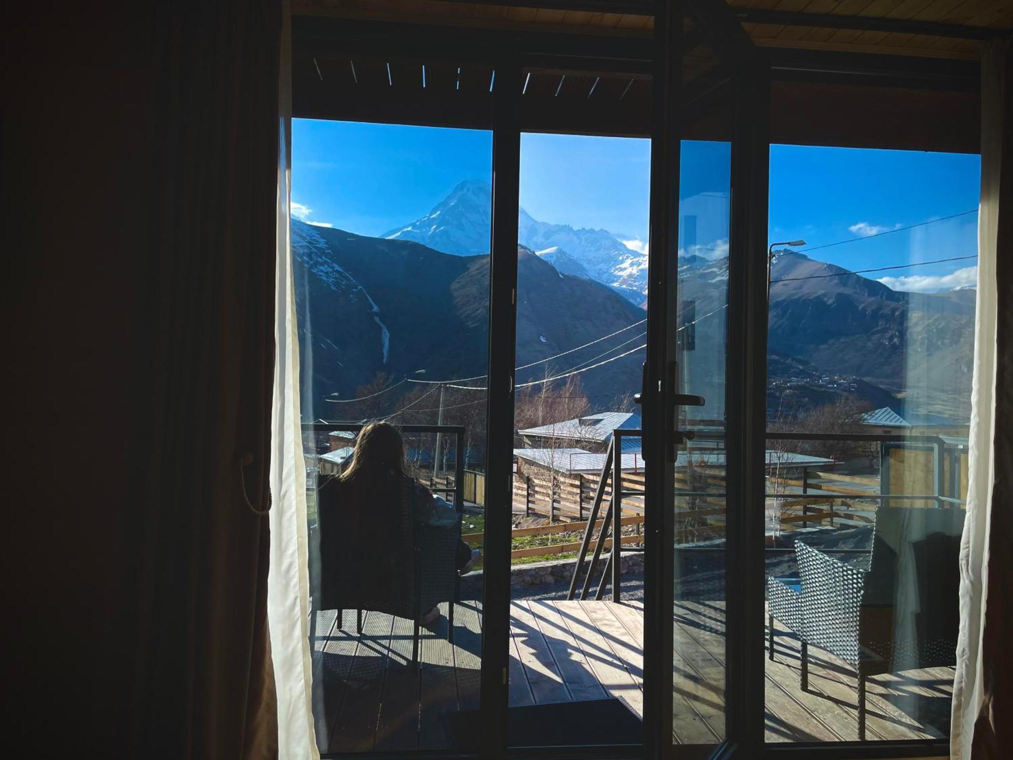 Sunset Cottage Kazbegi Esterno foto