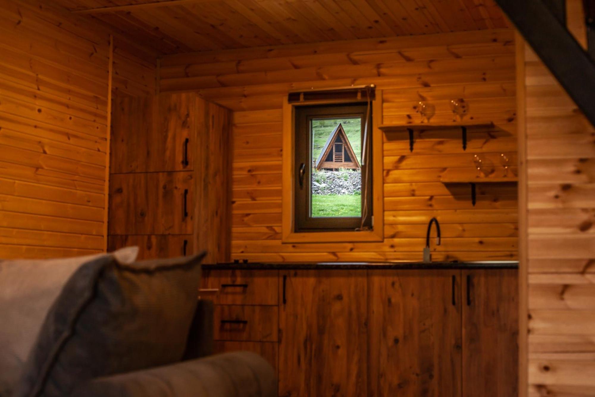 Sunset Cottage Kazbegi Esterno foto